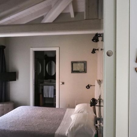 Corte Merighi Charming Rooms Verona Exterior photo
